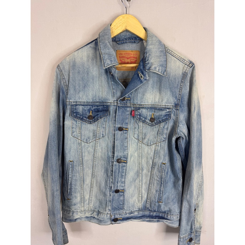 Levis Mens Denim Trucker Jacket Light Wash Blue Cotton Button Up Size M